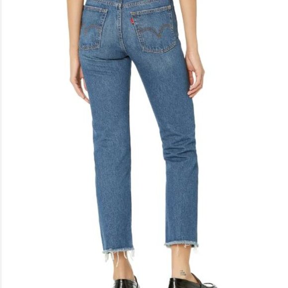 Levi's Blue High Rise Straight Leg Cropped Frayed Hem-Size 28 - Picture 3 of 9